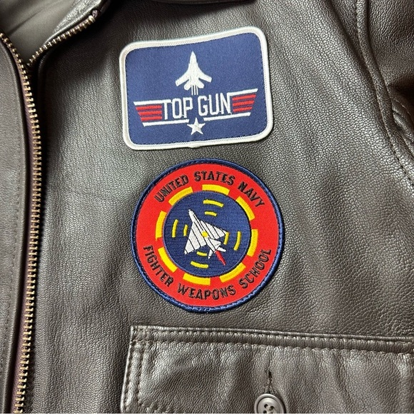 US Wings Signature Series Fighter Weapons School Bomber Jacket - Picture 12 of 15